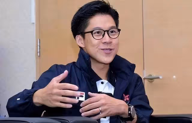 霍啟剛又干大事了!採訪中談夢想容光煥發,做香港內地的溝通橋樑