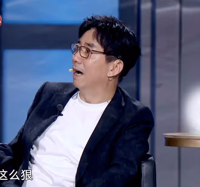 TVB演員30秒被扇21個耳光,黃奕馬蘇反應亮了,內娛簡直太好混