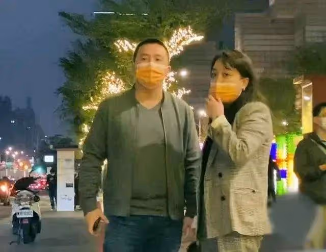 殯葬大王李世聰去世,曾包養多位情人生男孩,卻選女兒繼承家業