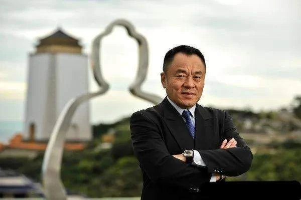 殯葬大王李世聰去世，曾包養多位情人生男孩，卻選女兒繼承家業