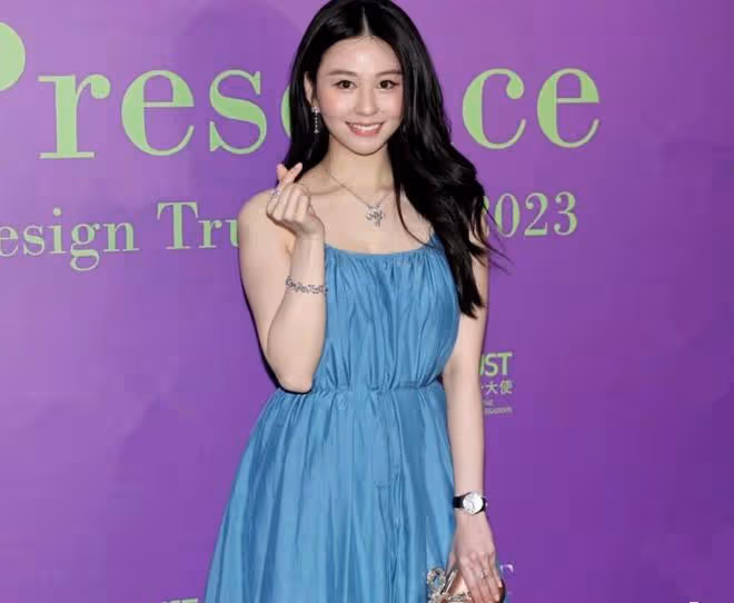 邱淑貞長女參加宴會,與千億富三代同台吃飯關係好,林世玲罕露面