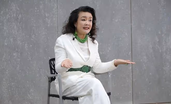 張蘭回應海外欠債9.8億，前兒媳大S的離婚與此有關聯？