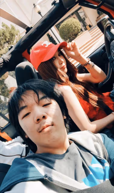 溫碧霞透露爸爸去世，曬全家福追憶父親，兒時險些被父母賣掉換錢