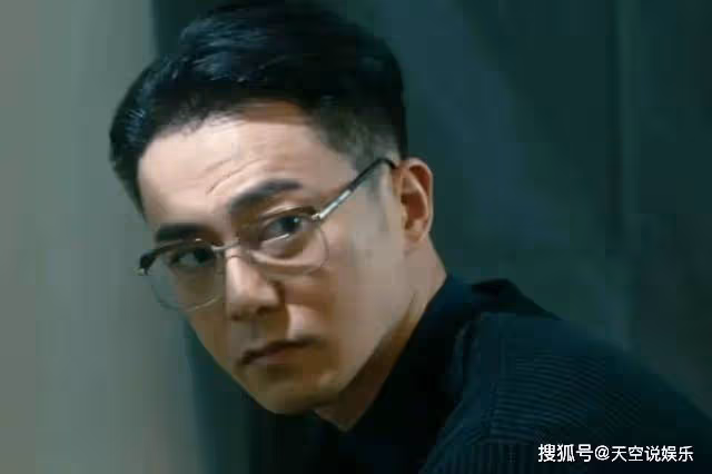《他是誰》五位嫌疑人，三人已洗脫嫌疑，最後兩個誰才是真兇？