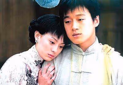 佟大為牌女神收割機~演李小璐的男閨蜜，琴咚劉詩詩，現在是她~