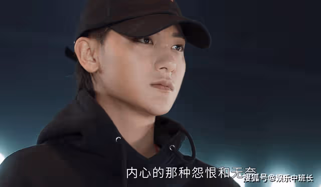 《春日暖陽》被捧成「仙人」的丁可芒，最大的毛病就是不接地氣