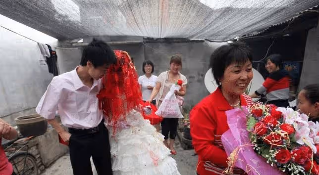 兒媳娘家陪嫁房,婚後公婆買房只寫兒子名,負債纍纍求兒媳幫還債
