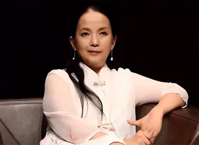 祝美國生日快樂,發文悼念安倍,呂麗萍晚節不保?