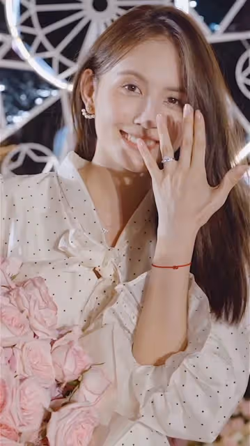 王思聰前女友甜仇產子！嫁金融才子僅六個月，胎兒正面曝光顏值高