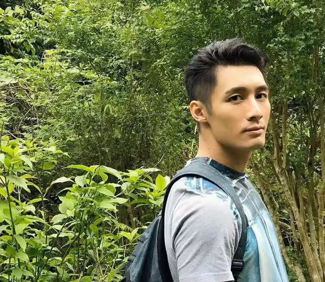 恭喜!TVB知名男星單身多年迎來新戀情,自曝有多個不同國籍床伴