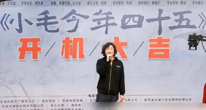王大治自傳電影開機，或將與董潔的往事加入，男配長相酷似潘粵明
