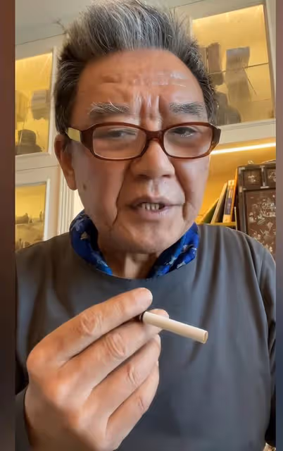 倚老賣老？70歲李立群餐館就餐為難服務員，要求道歉且開除服務員