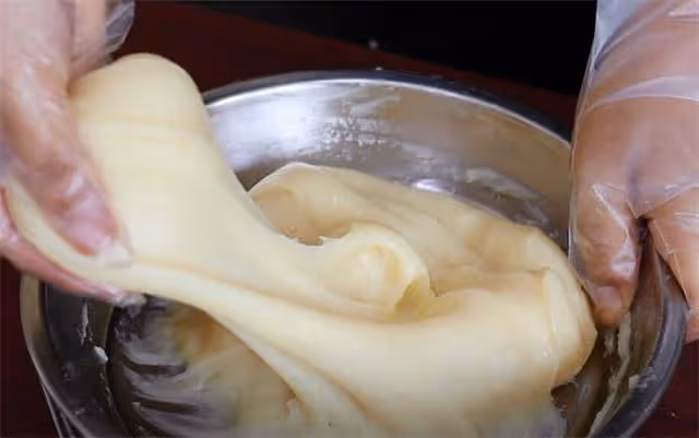 自製山楂糯米糍,冰激凌口感,香軟甜糯,沒食慾吃2塊,開胃下飯