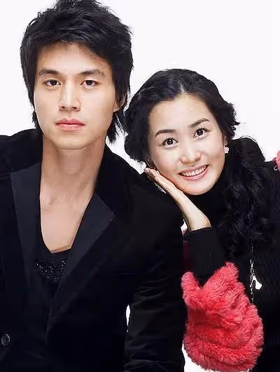 頂流女神李多海結婚!整容後臉僵硬,老公曾去色情按摩店被處禁閉