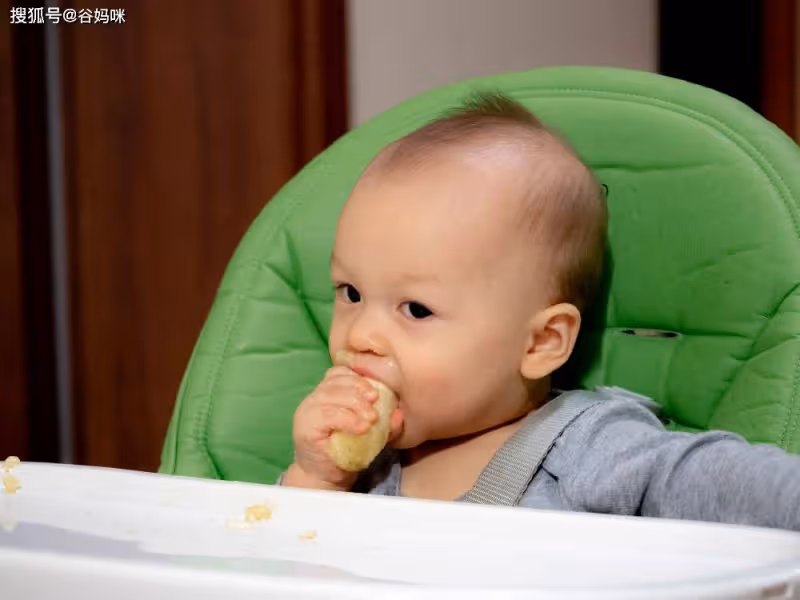 不想再經歷「喂飯大戰」?手指食物快給寶寶準備起來!