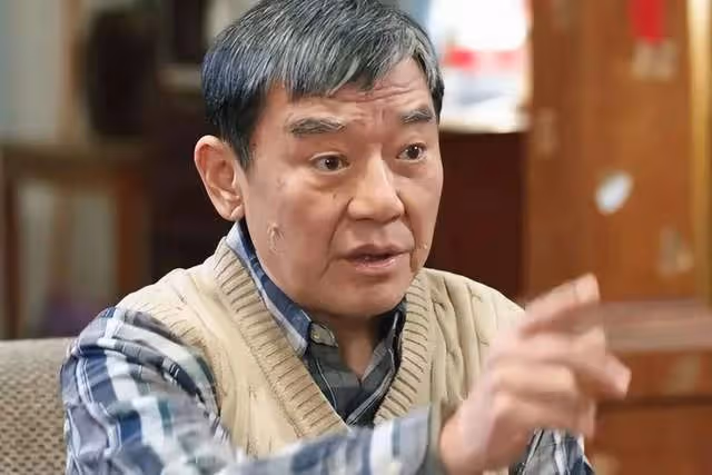 李立群想回河南祭祖,老家人拒絕他回去,妻子正面警告內地媒體人