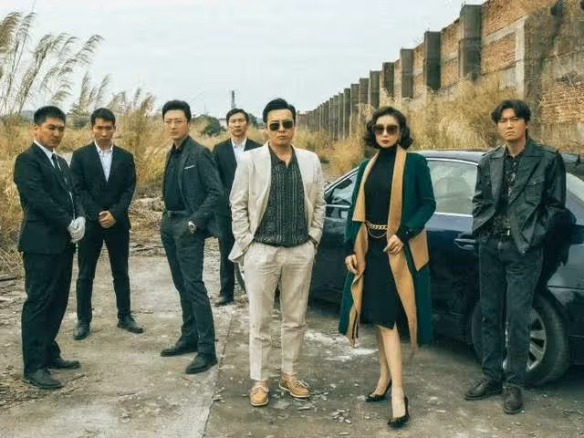 《狂飆》「反派」進校園被瘋狂追捧，配角們的爭議行為該叫停了？