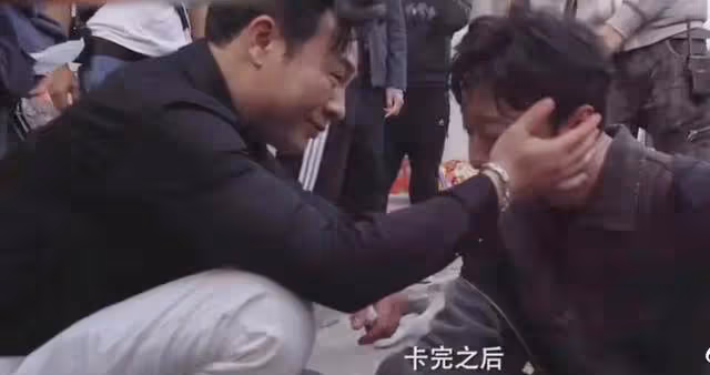 《狂飆》「反派」進校園被瘋狂追捧，配角們的爭議行為該叫停了？