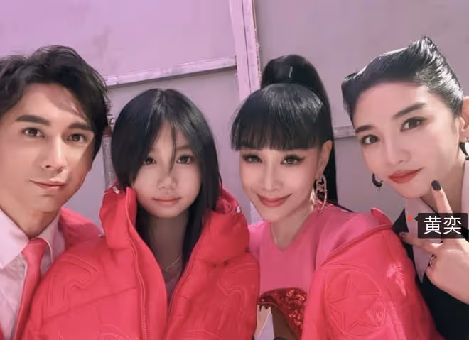 鍾麗緹曬全家首次同場走秀，女兒超模範十足，多位星二代各展風采