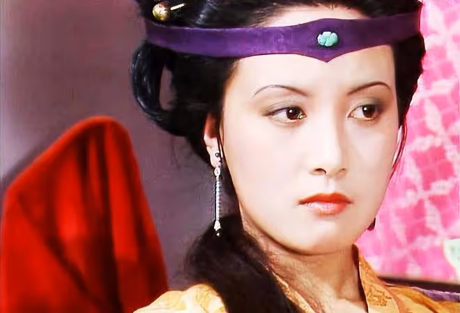 68歲張國立攜妻與宋丹丹聚餐，鄧婕年輕富態，62歲宋丹丹精神奕奕
