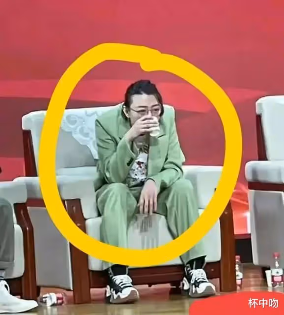 「高啟盛」蘇小玎剛紅就膨脹?直播帶貨不尊重女性,董璇之前怎麼看上他了...