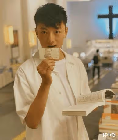 「高啟盛」蘇小玎剛紅就膨脹？直播帶貨不尊重女性，董璇之前怎麼看上他了...
