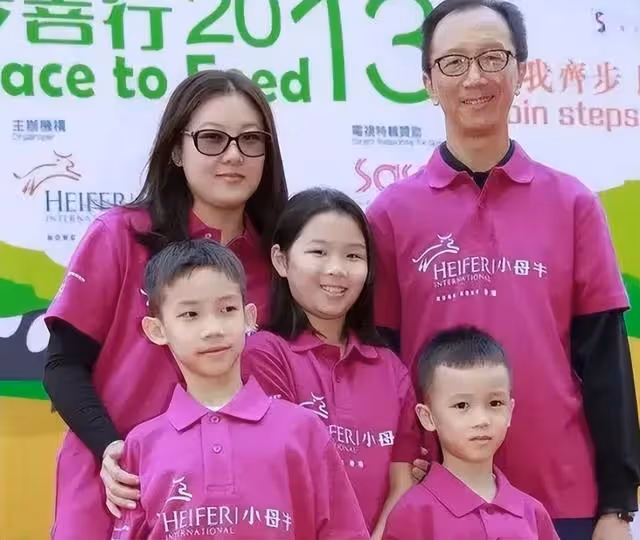 塵埃落定!「跳水皇后」伏明霞離婚懸念揭曉,本人正式回應來了