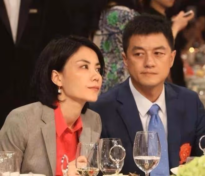 醋意滿滿！李亞鵬幽默回應自己為什麼不能擁有王菲，網友：放不下