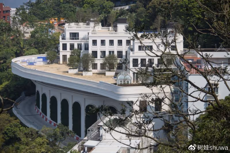 李兆基山頂大宅落成三年仍未入伙,已成香港最貴豪宅,月租202萬