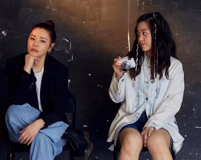 鍾鎮濤18歲女兒穿弔帶秀身材!被3所名校搶著要,疑有意進娛樂圈