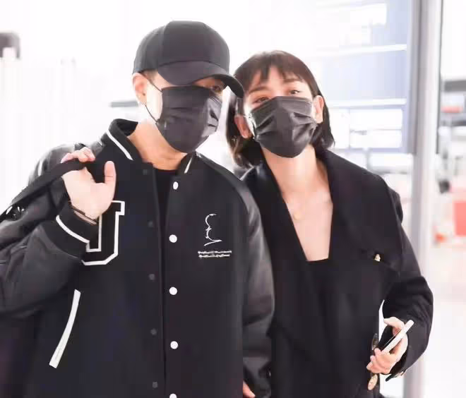 曝劉愷威女友懷孕已兩月，楊冪去香港為接回女兒，仍未拿到撫養權