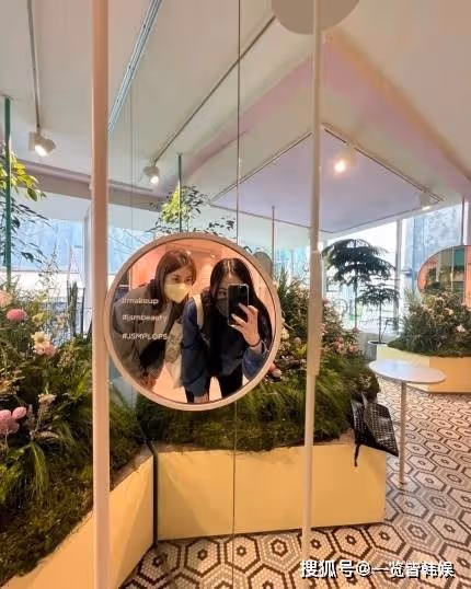 申愛羅曬貴婦生活 女兒遺傳其基因美貌出眾 車仁表是十足孩子奴