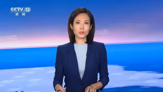 《新聞聯播》美女主播寶曉峰,45歲仍未婚單身,情系家鄉內蒙古