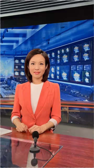 《新聞聯播》美女主播寶曉峰，45歲仍未婚單身，情系家鄉內蒙古