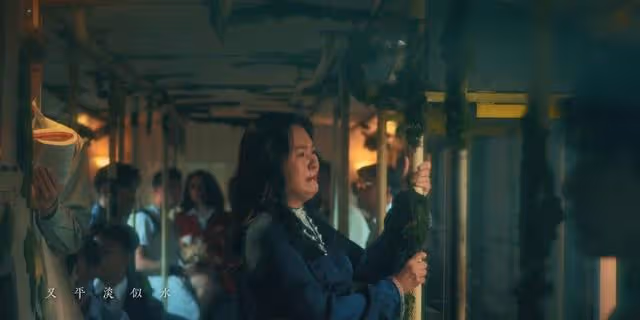 57歲李麗珍拍張國榮遺作MV嚎啕大哭,與作詞人虐戀30年結局唏噓