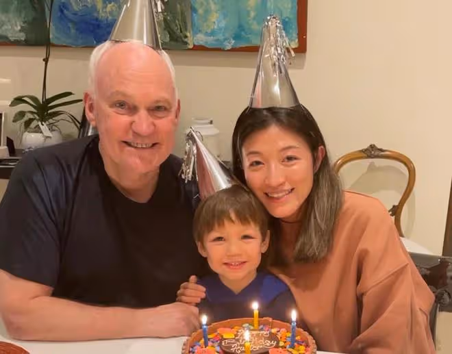 35歲港姐亞軍宣布懷二胎!胎兒性別曝光,大24歲洋老公已滿頭白髮