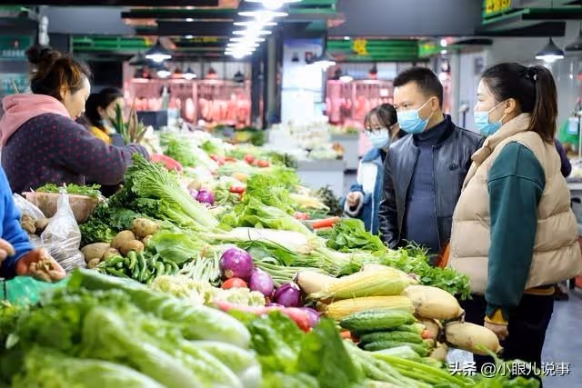 妻子嫌棄我,離婚9年後悔了,兒子說別打擾我們的生活