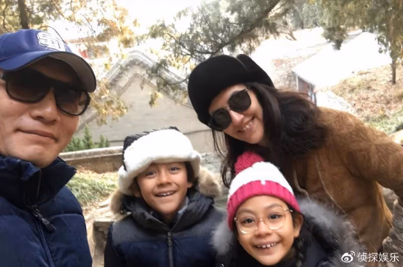劉燁12歲兒子近照曝光,諾一長大更帥了,身高優越像爸爸