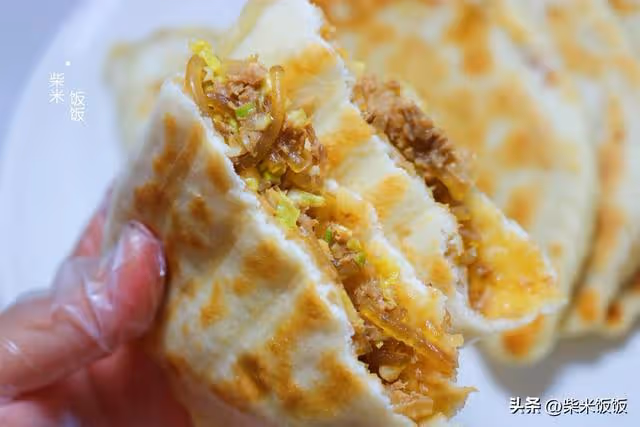 太喜歡這個餡餅了，薄皮大餡，柔軟筋道，做法還簡單