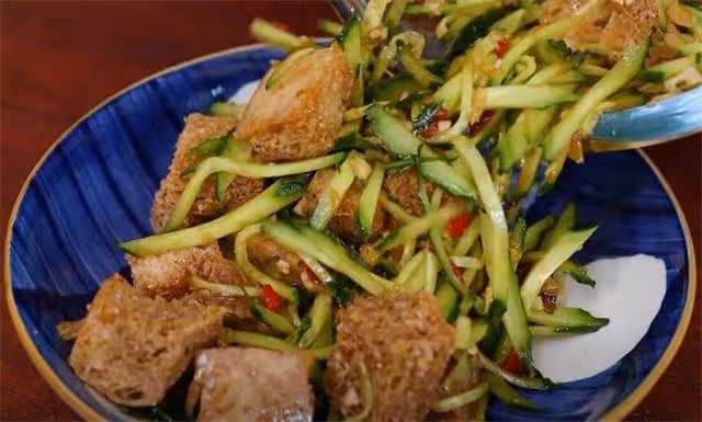 天熱在家自製烤麩，學會這個簡單速成做法，永遠有吃不完的烤麩