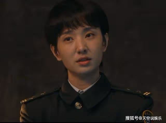《他是誰》兇手究竟是誰？其實兇手早就露出馬腳，兇手很有可能是一個女人！