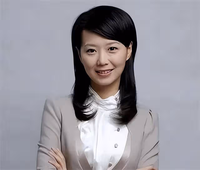 安徽衛視美女吳薇近況，她長相十分漂亮，早已結婚，老公是誰成謎