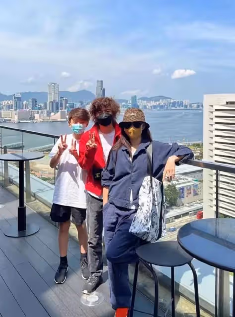 張柏芝兒子終於長大!近照曝光全網震驚:「難怪謝霆鋒看不上你?