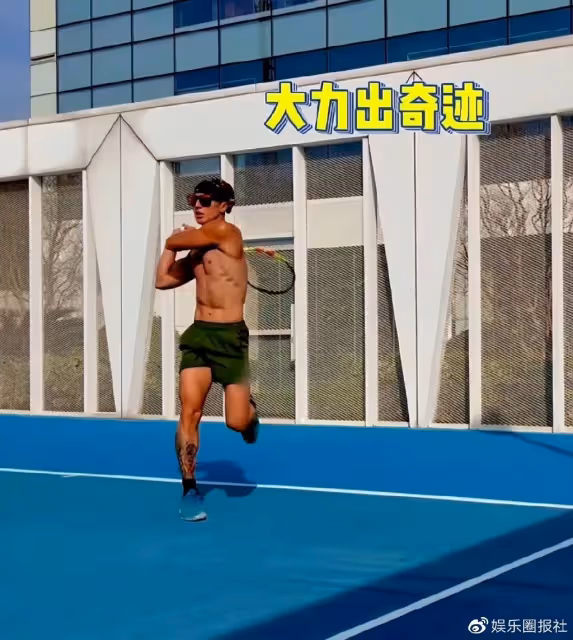 吳尊扯掉斯文外形,曬美黑照身材健碩超狂野,奶油小生變猛男了!