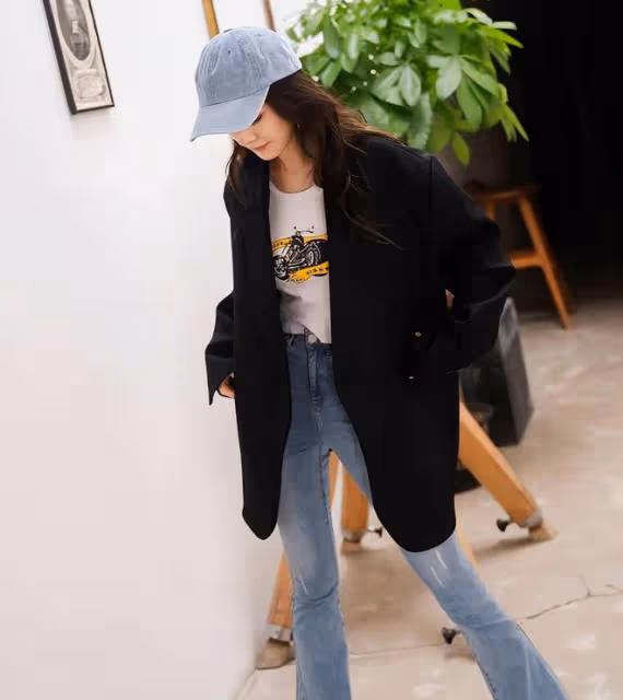 楊冪到香港探望女兒不順利,劉丹透露我不知道,我沒有見到她