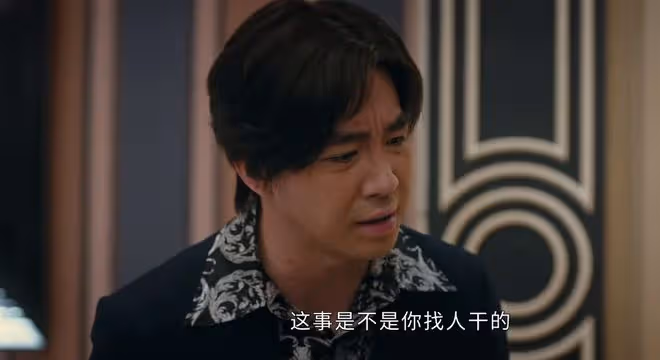 他是誰：5大細節暗示，李雪梅案的兇手不是飯館老闆，而是聶寶華