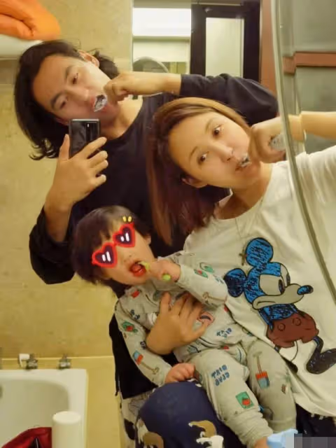 參加兄弟婚禮卻愛上新娘,3年後成自己老婆,婚禮轟動整個演藝圈!