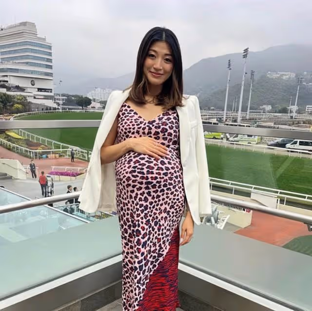 前港姐宣布懷二胎！進一步穩固豪門地位，不顧反對嫁大24歲練馬師