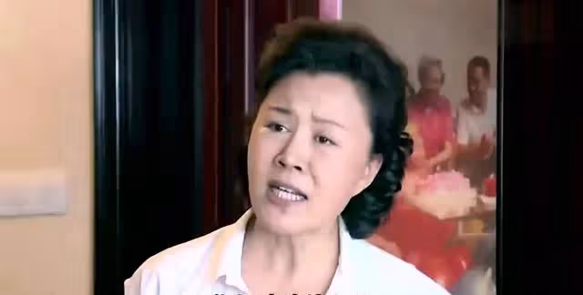 婆婆撿來棄嬰,兒媳看棄嬰像丈夫鬧離婚,結果兒媳突然懷孕遭打臉