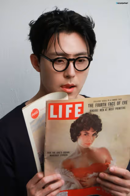 《黑暗榮耀》李茂生下戲後不可怕,是超寵妻的暖男丈夫